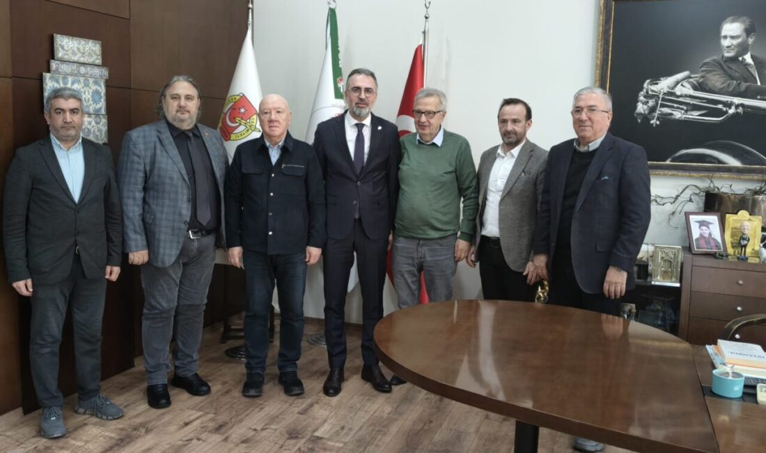 Başkan Erol’dan BGC’ye 10 Ocak Ziyareti Kestel Belediye Başkanı Ferhat Erol, 10 Ocak Çalışan Gazeteciler Günü